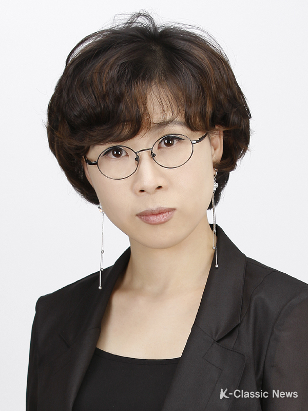 '훈민정음'을 작곡한 오병희 작곡가는 "클래식을 기본으로 하지만 대중성과 예술성, 상업성을 가지고 있어야 한다"고 말했다. (사진 국립합창단)