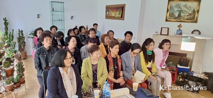 제37대 재독한인총연합회 임원회의 중, 2024년 6월 22일 