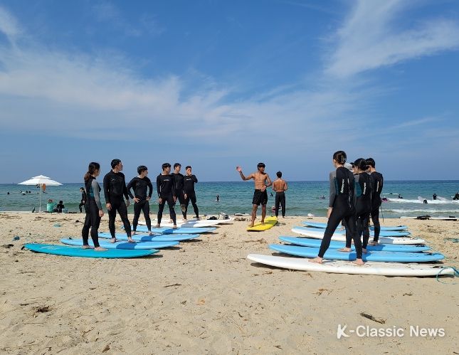 서핑 성지 동해 대진해변서 원데이 서핑 체험 성료