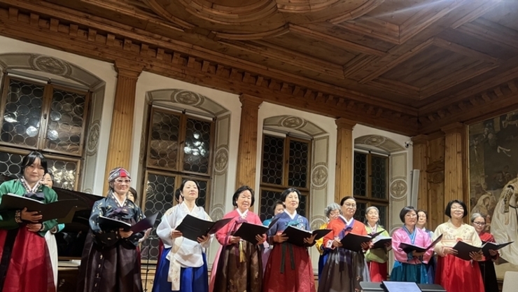 [노유경 리뷰] 독일 란츠베르크 도시의 시청 Festsaal에서 펼쳐진 한국·독일의 만남