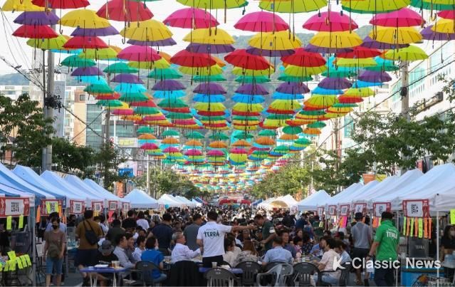 대덕거리 맥주페스티벌, 상인도 방문객도 ‘함박웃음’
