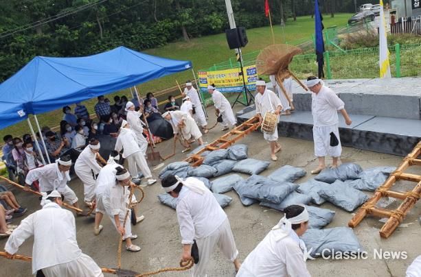 선조들의 애뜻한 삶 닮긴 노동요 ‘방죽맥이’