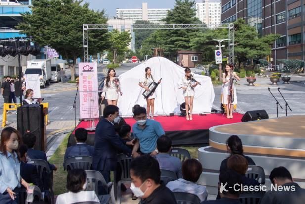 서구, ‘마실거리’에 조형물 설치···작은 축제도 열려