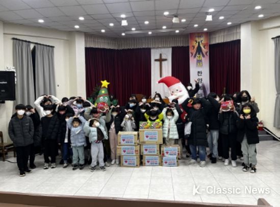 김천시 청소년카페동아리‘달보드레’기부활동