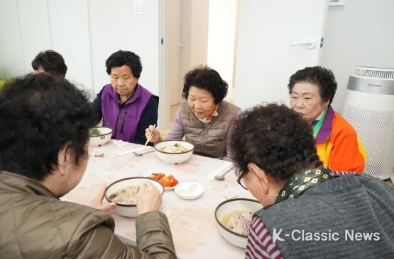 부산진구 호천마을 “새싹삼 주민나눔 삼계탕데이“ 개최