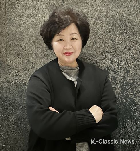 제10회 석남 이경성 미술이론가상 수상자 : 이지호 (전남도립미술관 관장)