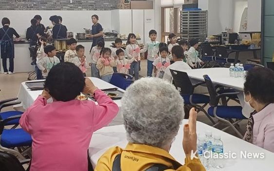 행궁동 지역사회보장협의체, 홀몸어르신에 따뜻한 생신상 대접