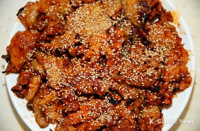 5월 26일부터 불금불파 축제가 펼쳐질 병영시장 인근 연탄불고기 상차림