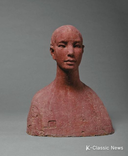 권진규, 홍자(1968, 테라코타, 45.4x33.0x23.2cm)