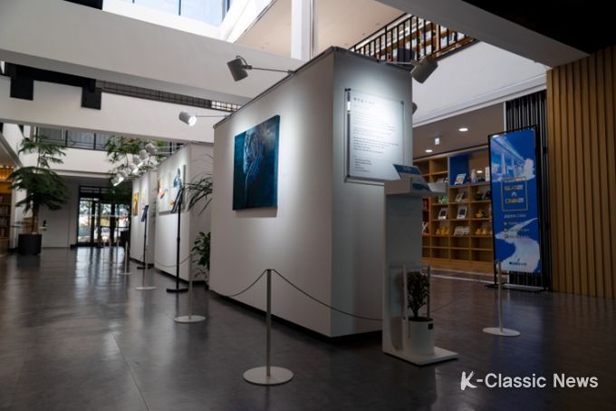 금암도서관에서 ‘삶으로 스며드는 미술’ 즐겨요!