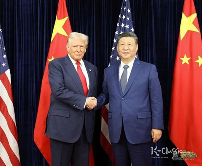 30일 시진핑(習近平) 중국 국가주석과 도널트 트럼프 미국 대통령이 한국 부산에서 회담했다. (사진/신화통신)