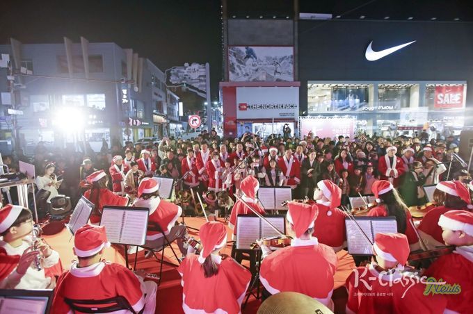 2025 신포문화의거리 크리스마스 트리 축제 개최