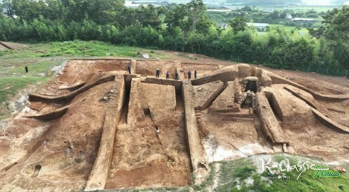 평 마산리 표산 고분군 전경